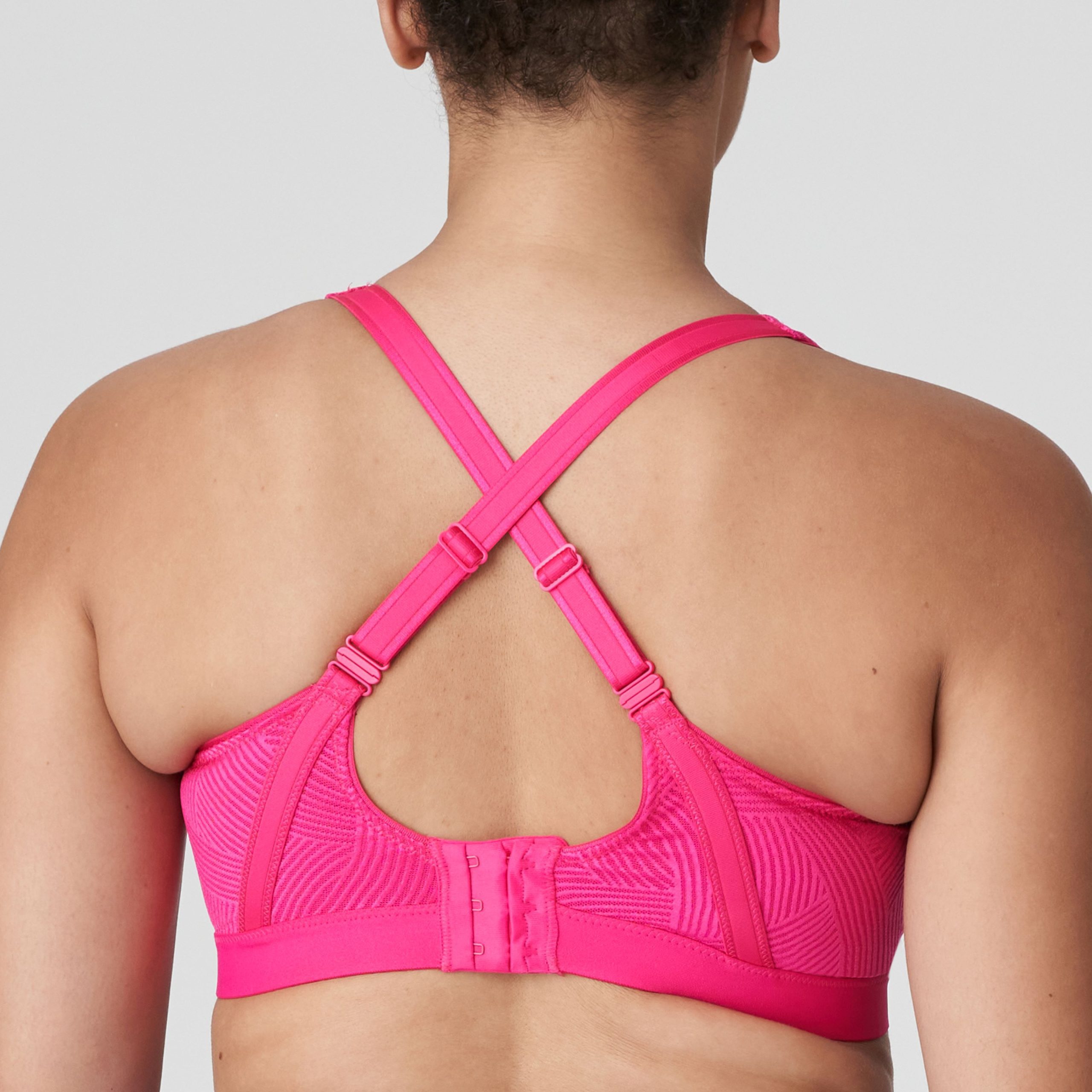Guess Angelica Back Detailed Slim Fit Angelica Sports Bra Bra